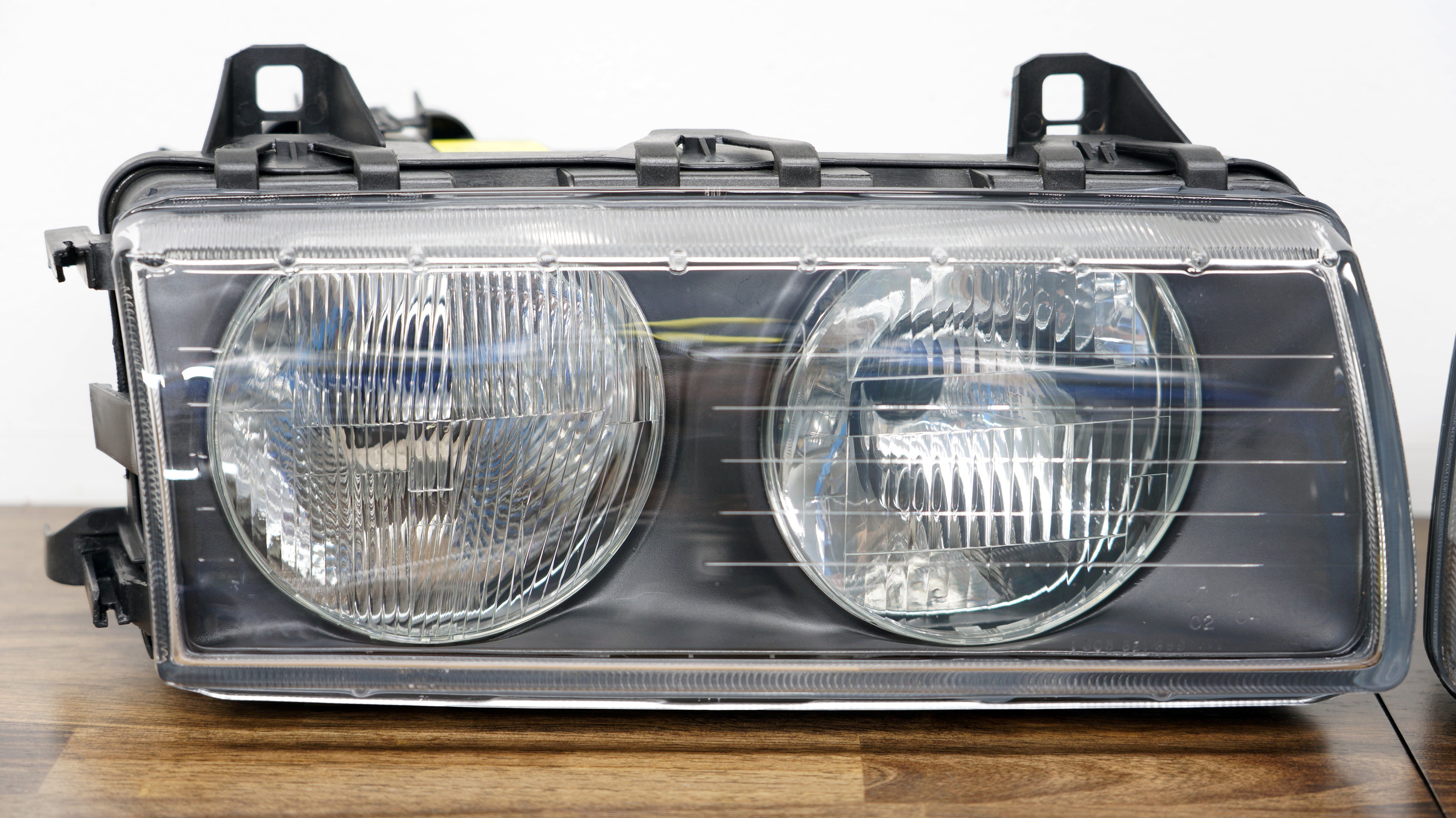 OEM E36 Bosch / AL / Magnetti Marelli Euro H7 Parabolic Headlight Set - NEW