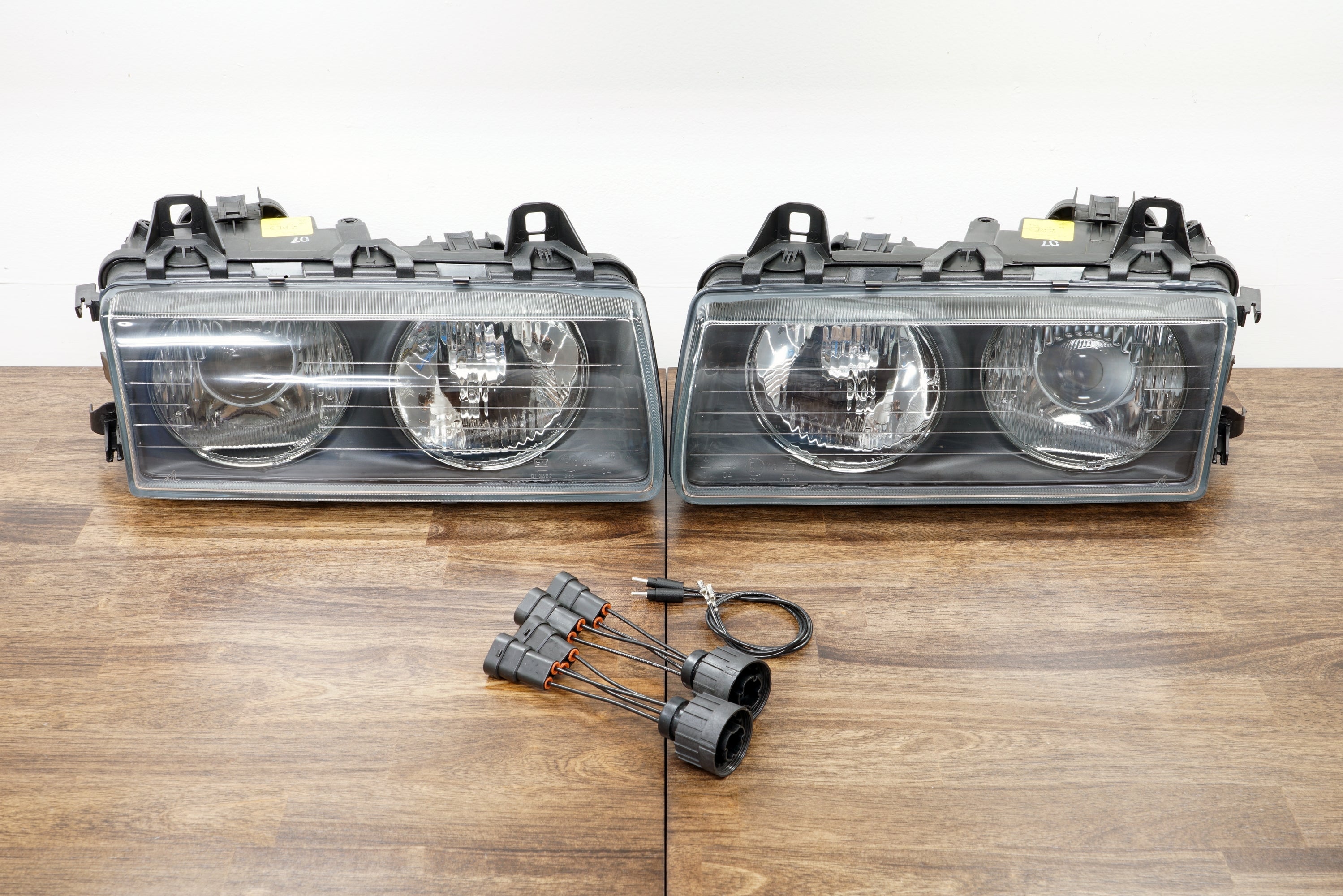 Bi-LED Swapped OEM E36 Bosch / AL / Magnetti Marelli Euro H1 Projector Headlight Set - NEW